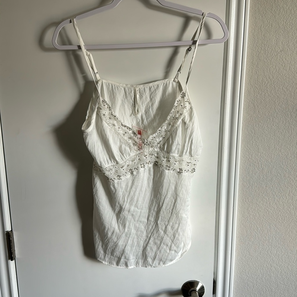 NWT Ivory Anthropologie Tank Top with Lace and Beads Size: M